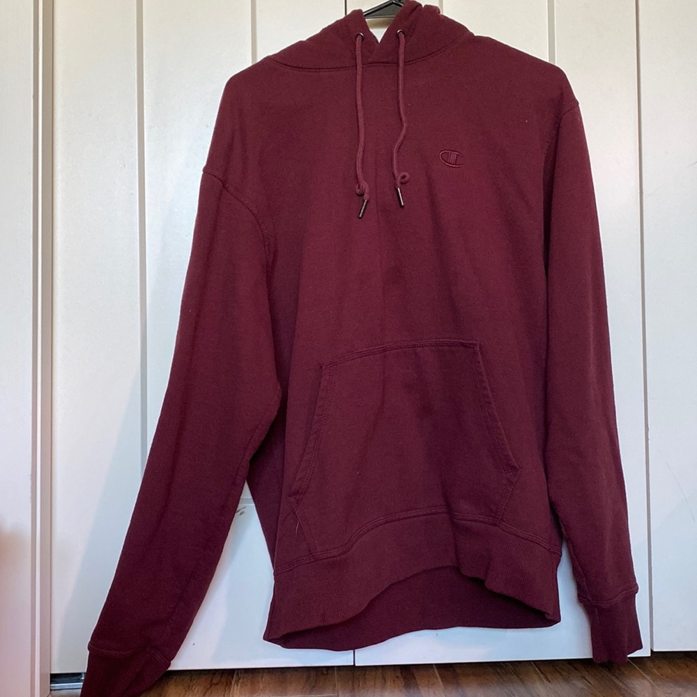 Maroon Champion sweatshirt